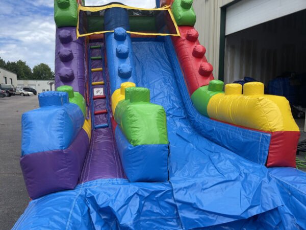Mega Block Waterslide (M) - Image 4