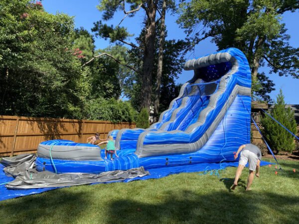 Laguna Wave Waterslide (L) - Image 2